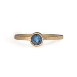 STACKING GOLD RING WITH BLUE MONTANA SAPPHIRE