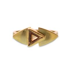 ONE OF A KIND PEACH COLORED TRIANGULAR DIAMOND AND 18KT YELLOW GOLD RING
